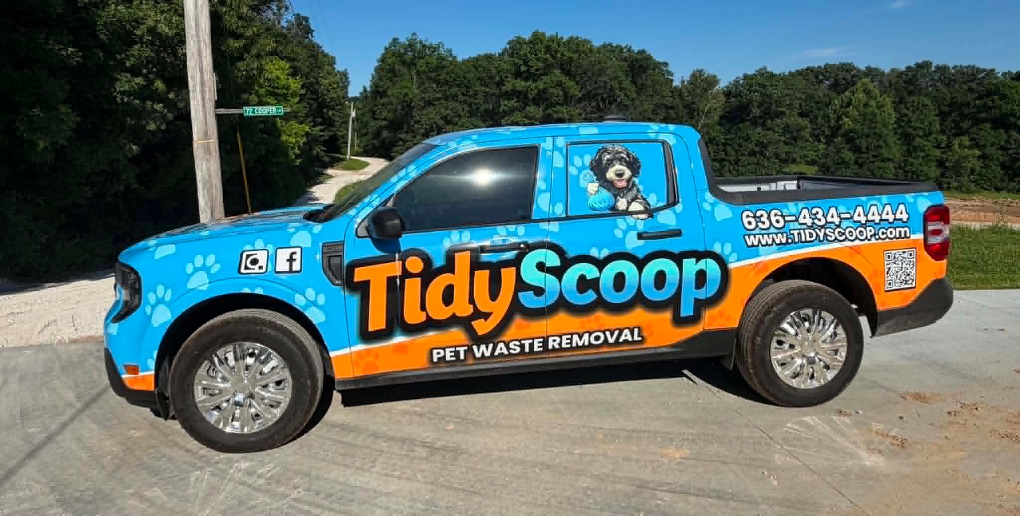 Tidy Scoop branded service truck